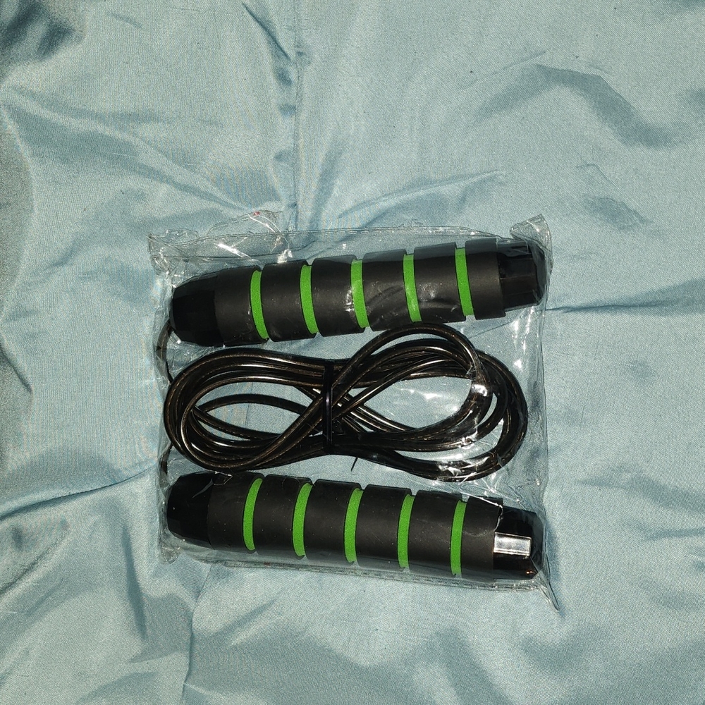🎆 Adjustable Skipping Rope Jump Rope Fitness Exercise NWT